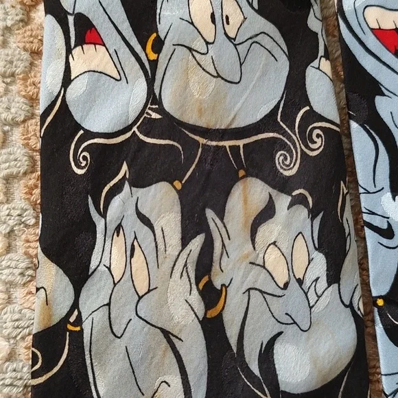 VINTAGE SUPER RARE GENIE silk tie from ALADDIN. 4" Mickey Inc. Circa 1990s - Picture 11 of 13